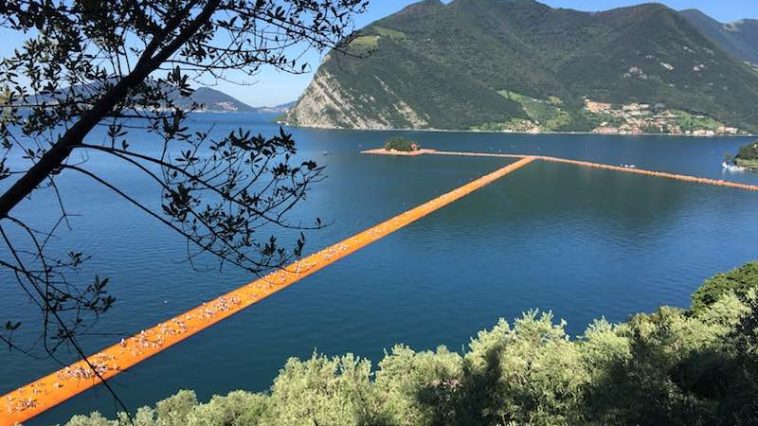 De Passarella di Christo aan het Iseomeer
