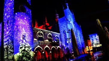 De Duomo van Como in kerstsferen