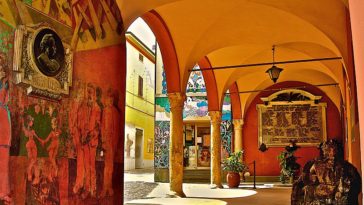 Festival van de geverfde muren in Dozza