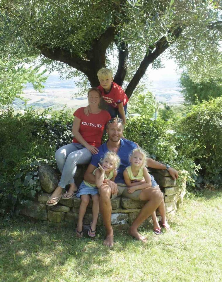 Wendy, Paul en hun kinderen Stan, Noor en Linde vertrokken naar Italië