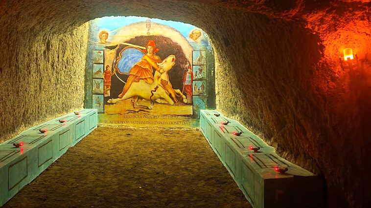 Het nagebootste Mithras-heiligdom in Rome Ondergronds