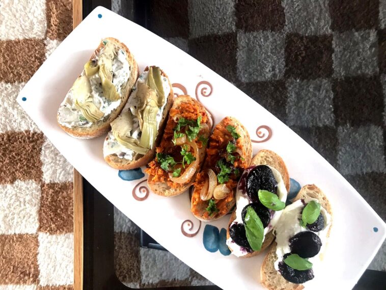 Lekker voor de zomerdag: dit trio van bruschette