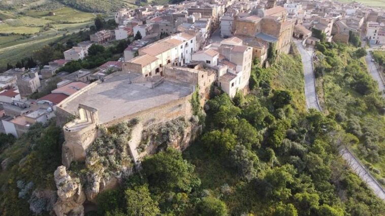 Het Siciliaanse dorp Sambuca di Sicilia waar je kunt bieden op huizen vanaf 3 euro