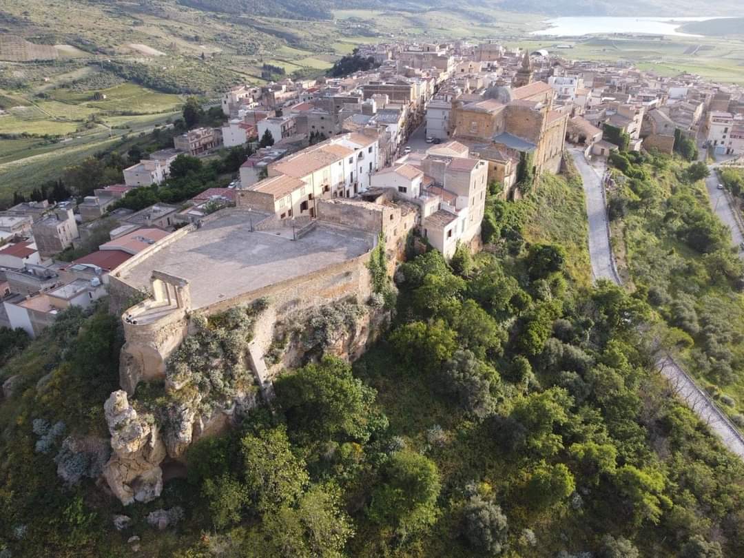 Het Siciliaanse dorp Sambuca di Sicilia waar je kunt bieden op huizen vanaf 3 euro