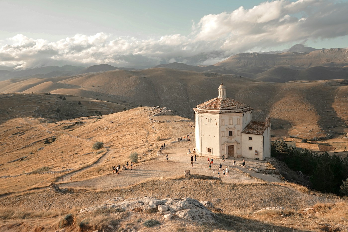 Santa Maria della Pietà, gelegen in de buurt van het kasteel Rocca Calascio in de Italiaanse regio Abruzzo