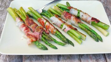 Asperges met pancetta