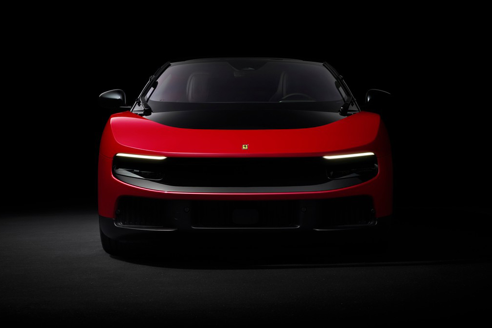 Ferrari Luce