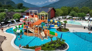 Het zwembadcomplex van Continental Camping Village